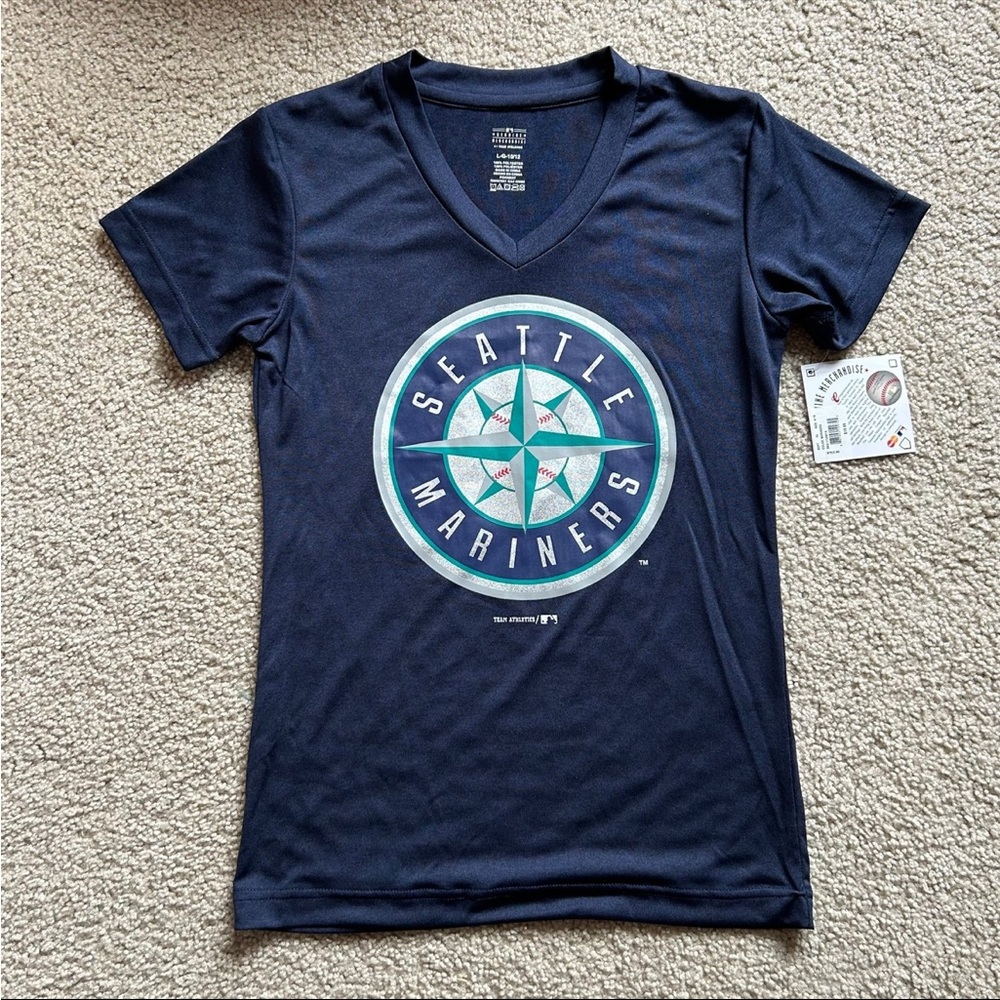 Seattle Mariners Vneck Tee, girls size large